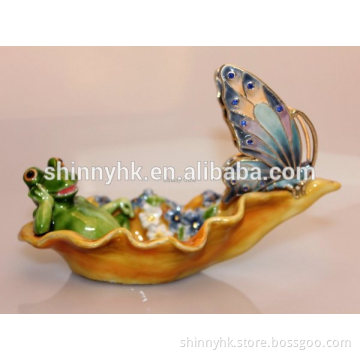 Factrory direct selling alloy frog shape jeweled trinket box dishplay tray